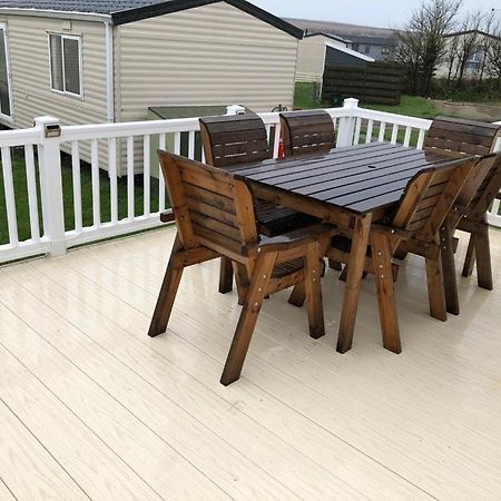 Bude Caravan Caromax - Families And Couples Only Exterior photo